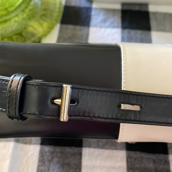 Escada retro box lambskin leather black and white clutch/belt bag - Picture 3 of 16